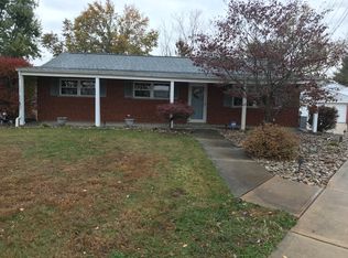 2785 Devils Backbone Rd, Cincinnati, OH 45233