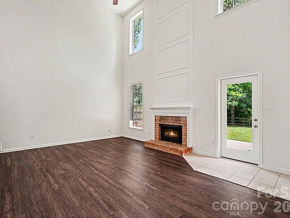 2nd image of 11310 Glenstone Ct