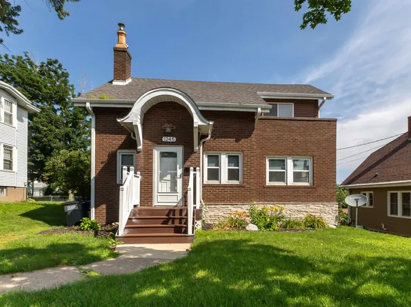1245 Loras Blvd, Dubuque, IA 52001