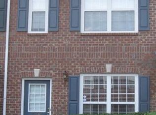 366 Paden Cove Trl, Lawrenceville, GA 30044