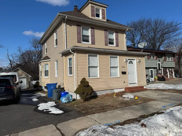 1730 Elk St, Piscataway, NJ 08854