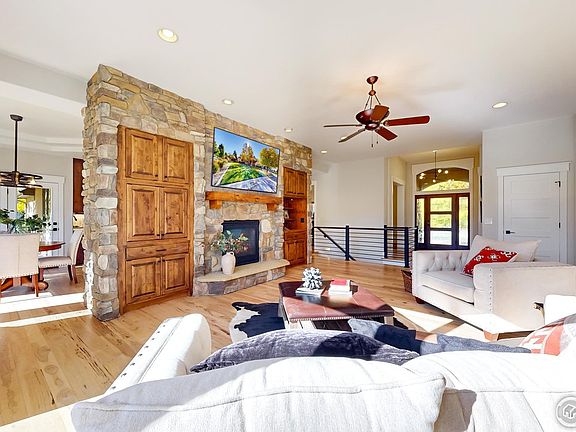 5th image of 5626 Cornerstone Dr