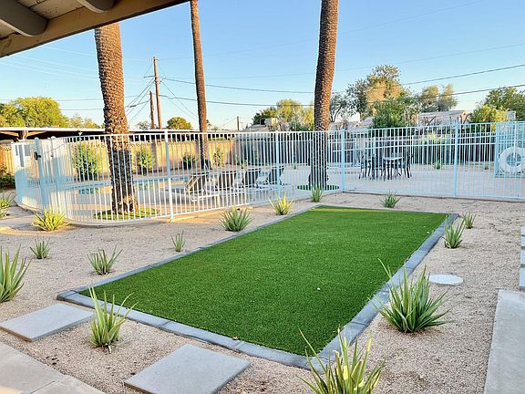 3rd image of 2035 E Turney Ave #2E