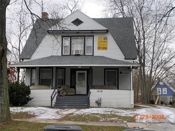 1216 Prospect