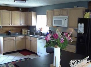 106 Gentle Ridge Ln, Palmer, TX 75152