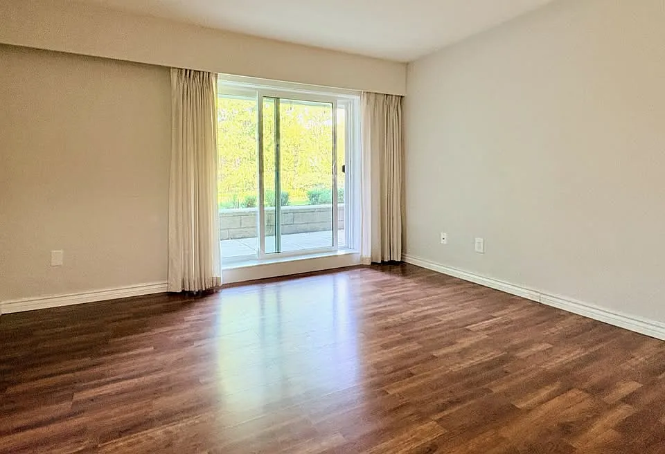 2 bed, 847 sqft, $2,595 — Photo 4