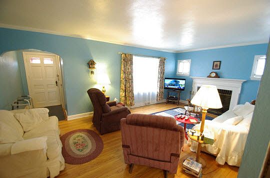 5th image of 125 E Saint Louis Ave