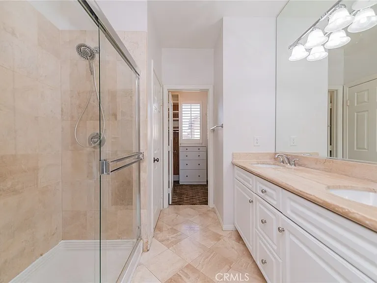 128 Coral Rose — Photo 25