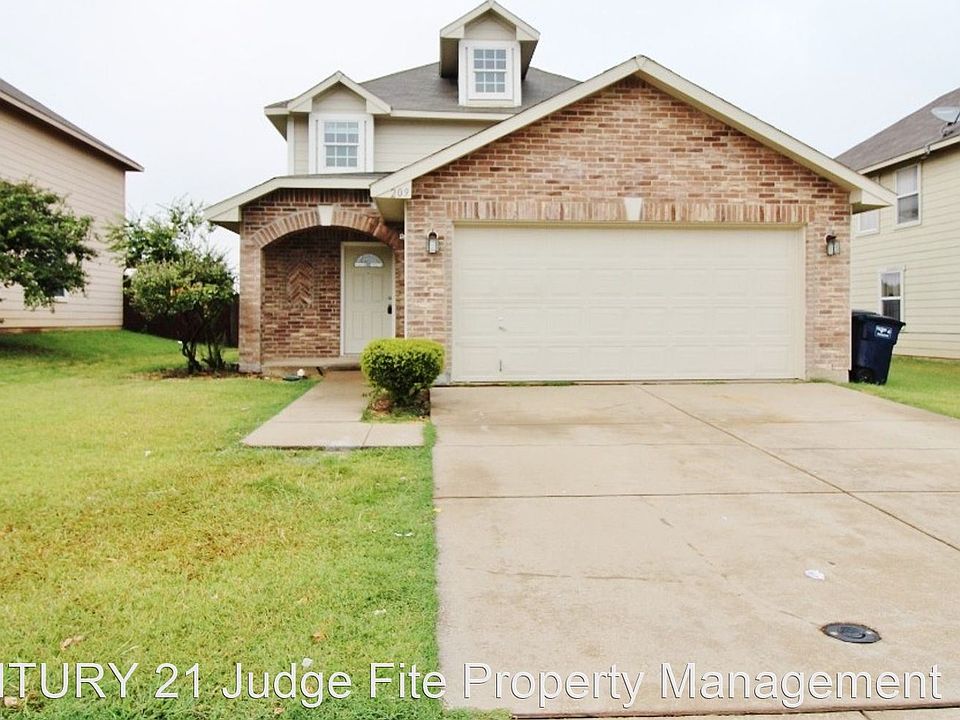 1st image of 209 Wolf Mountain Ln