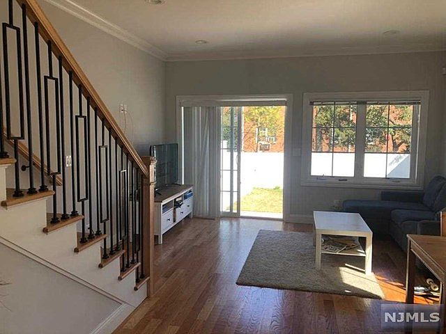 2nd image of 9 Lindley Ave #B