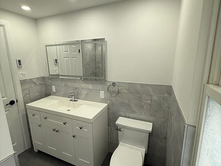 74 E Broad St — Photo 4