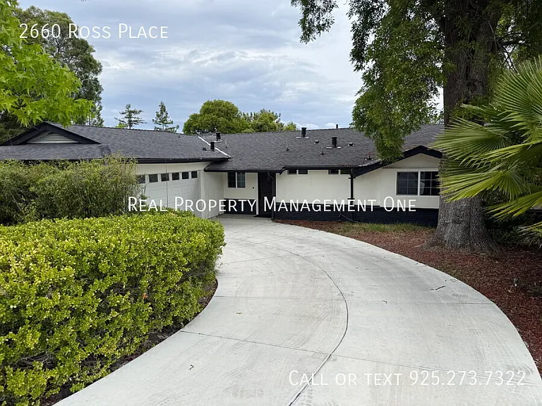 2660 Ross Pl — Photo 1