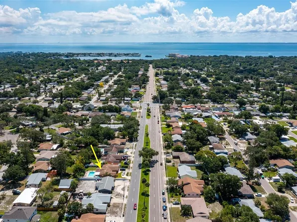 1077 54th Ave S, Saint Petersburg, FL 33705