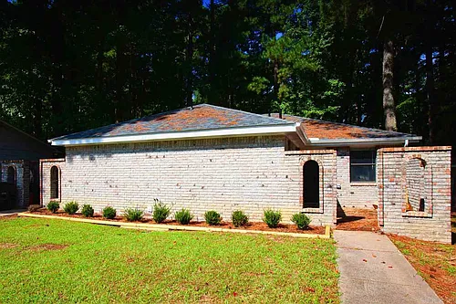 220 Bellevue Cir #A Photo 1