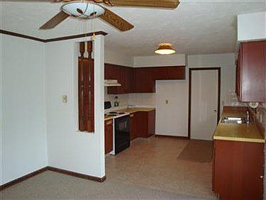5th image of 1260 Beverly Dr