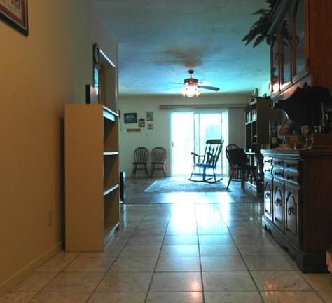 5th image of 10112 Lynrose St