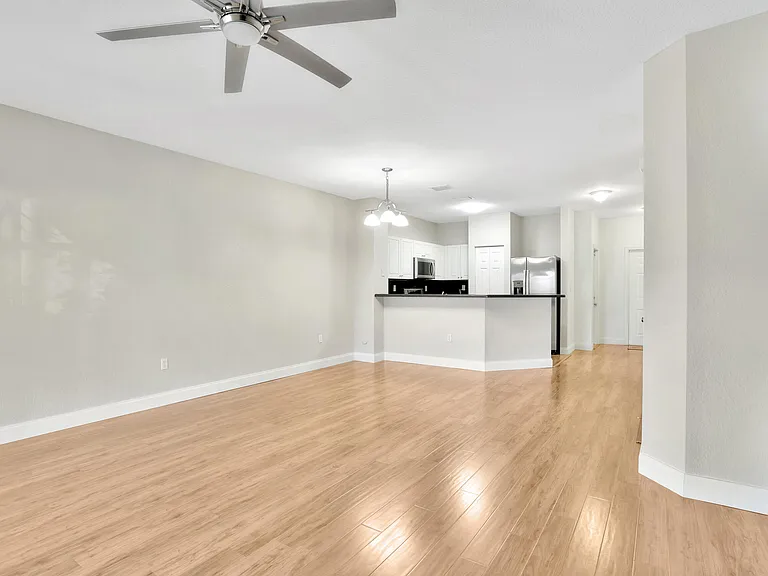 6527 Catalina Ln — Photo 13