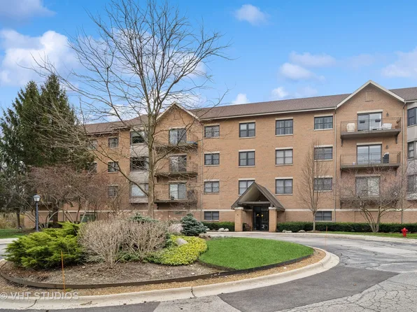 20 Trafalgar Sq Unit 209, Lincolnshire, IL 60069