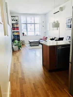 Rented by City View Living | media 17