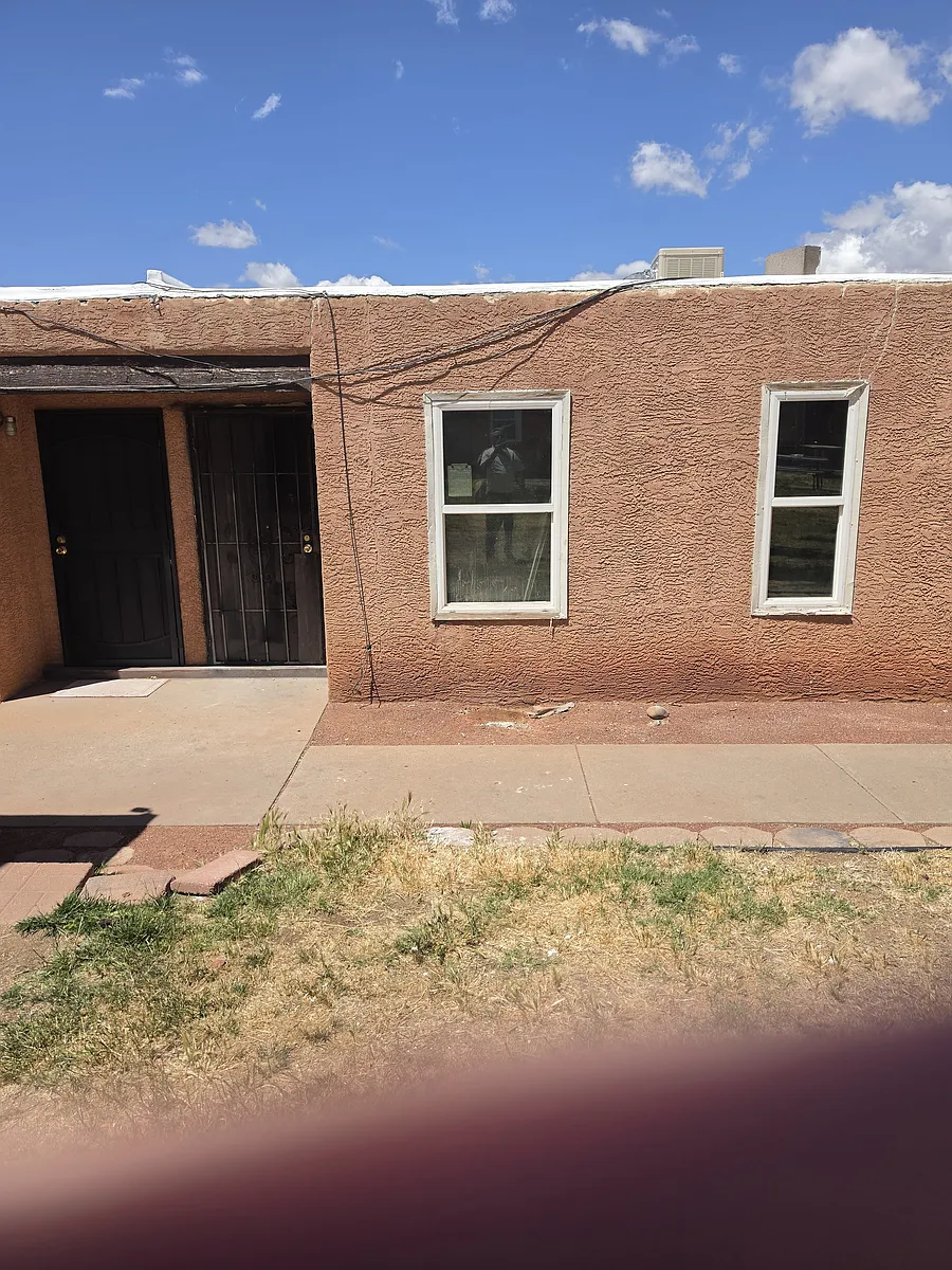 Building Photo - 12333 Mountain Rd NE #C