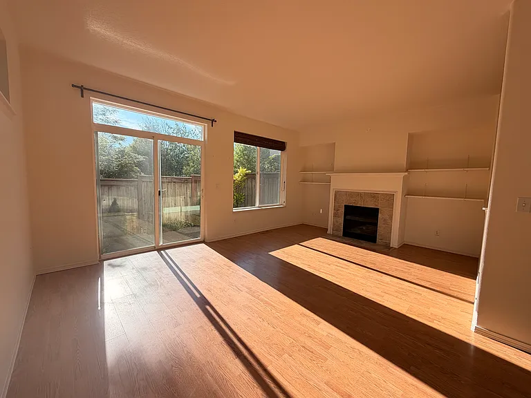 6453 SW Vinwood Ter — Photo 4