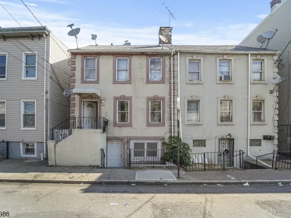 144 South St, Newark City, NJ 07114