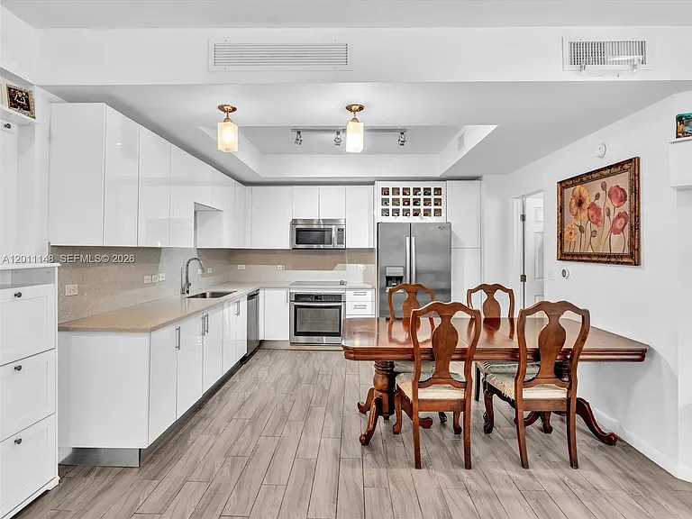 999 SW 1st Ave #1201 — Photo 3