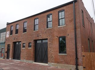 1250 Gravois Ave, Saint Louis, MO 63104
