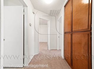 20285 Serrano Rd APT B, Apple Valley, CA 92307