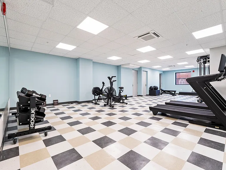 Altamont Apartments Limited-Time Special! First Month FREE with Approved Application! — Photo 12