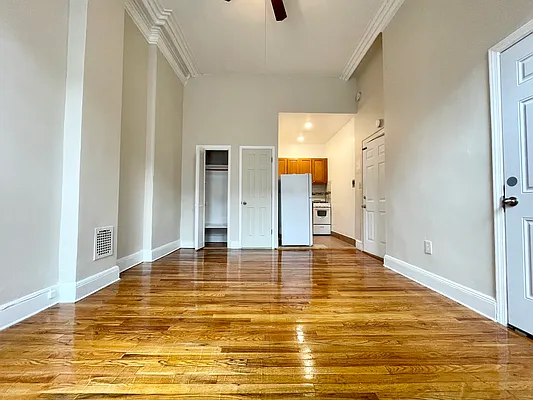 Rented by Garfield Realty  | media 7