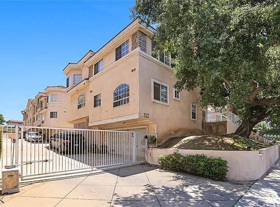 2nd image of 312 S Arroyo Dr APT D