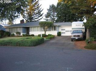 300 NE 131st Pl, Portland, OR 97230