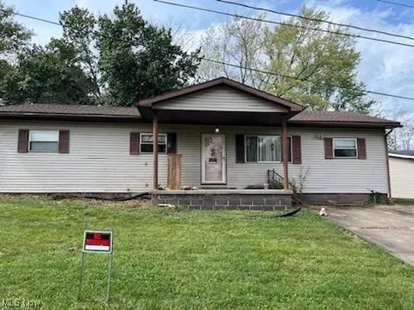 33 Lynn Ct, Williamstown, WV 26187