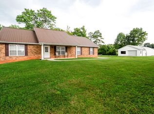 4715 Sevierville Rd, Maryville, TN 37804