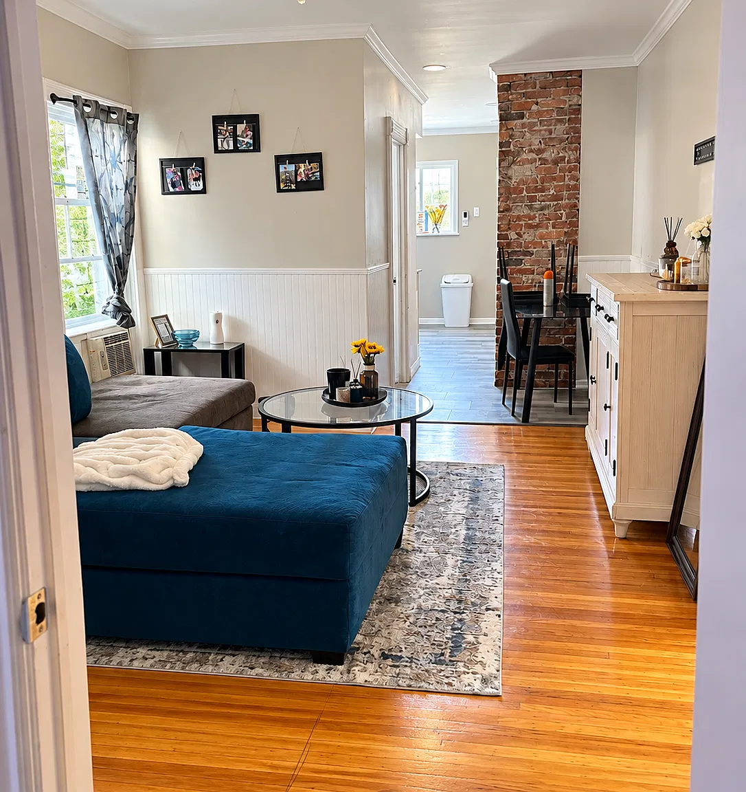 3 bed, 900 sqft, $1,300 — Photo 4