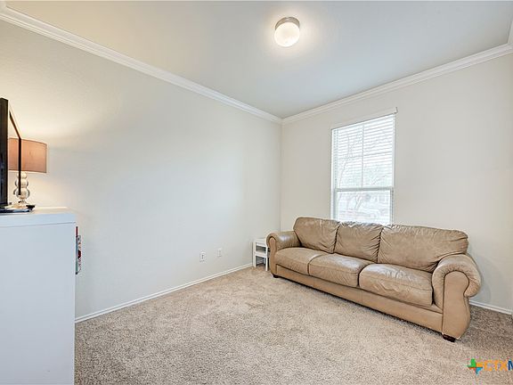 4th image of 533 Bonnet Blvd