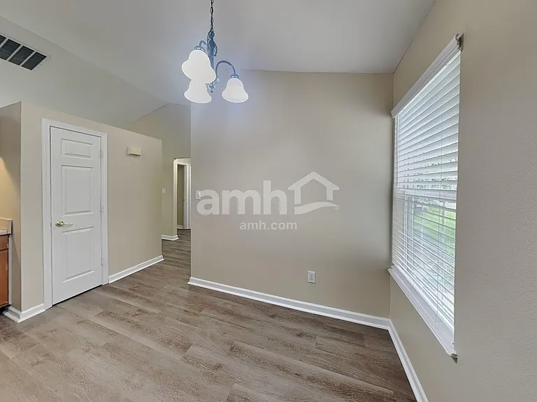 2438 Pinebark Dr — Photo 7