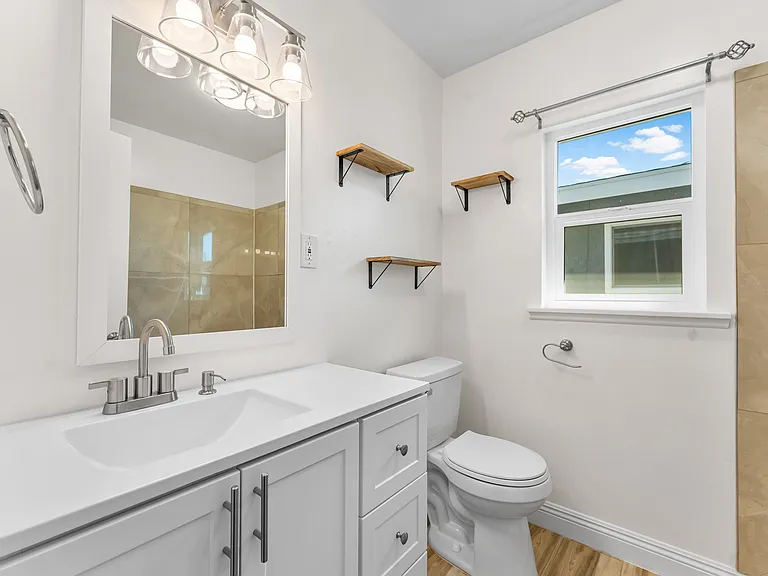 1326 W Avenue H10 — Photo 14