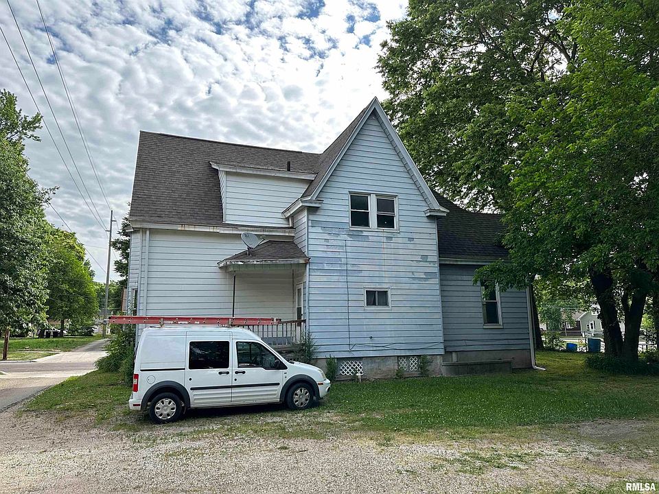 2nd image of 407 Laveille St