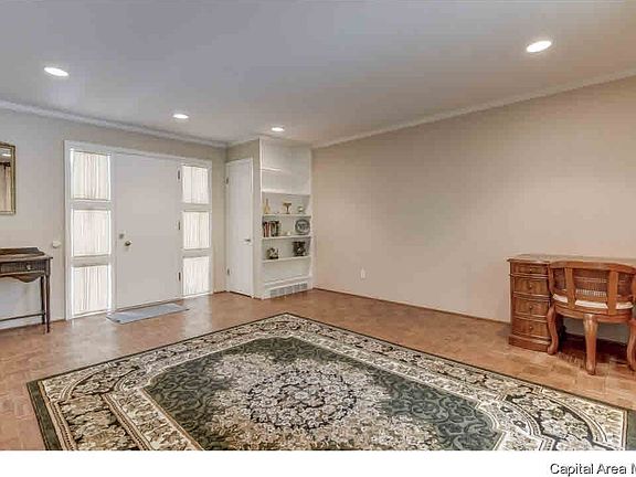 4th image of 1545 S Willemore Ave