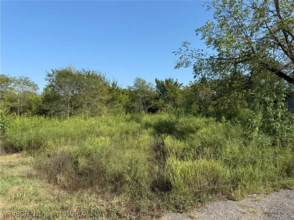 3919 Burnville Rd, Greenwood, AR 72936