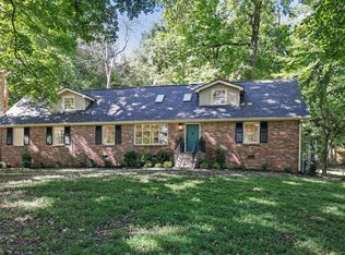 577 Indian Lake Rd, Hendersonville, TN 37075