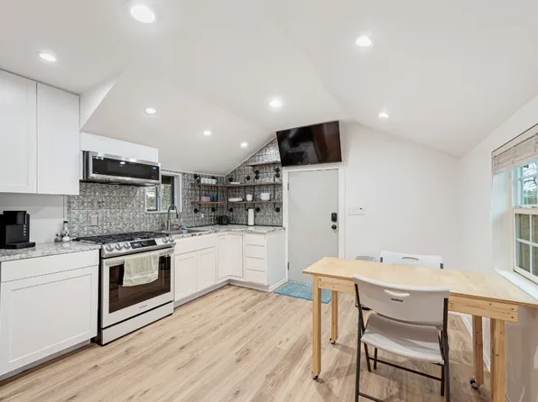 307 E Sanford St, Arlington, TX 76011
