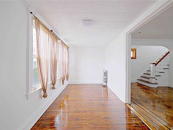 4th image of 115-57 200th St