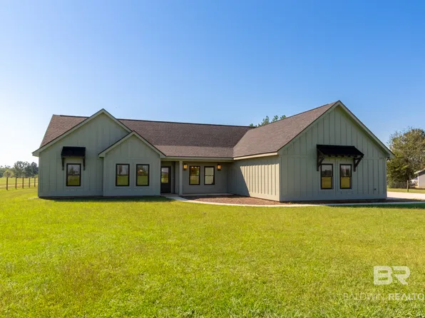 28310 Comstock Rd, Elberta, AL 36530