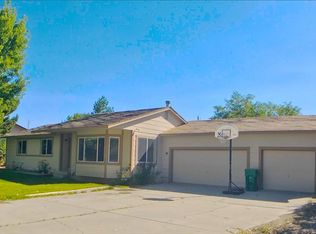 10700 Bighorn Dr, Reno, NV 89508