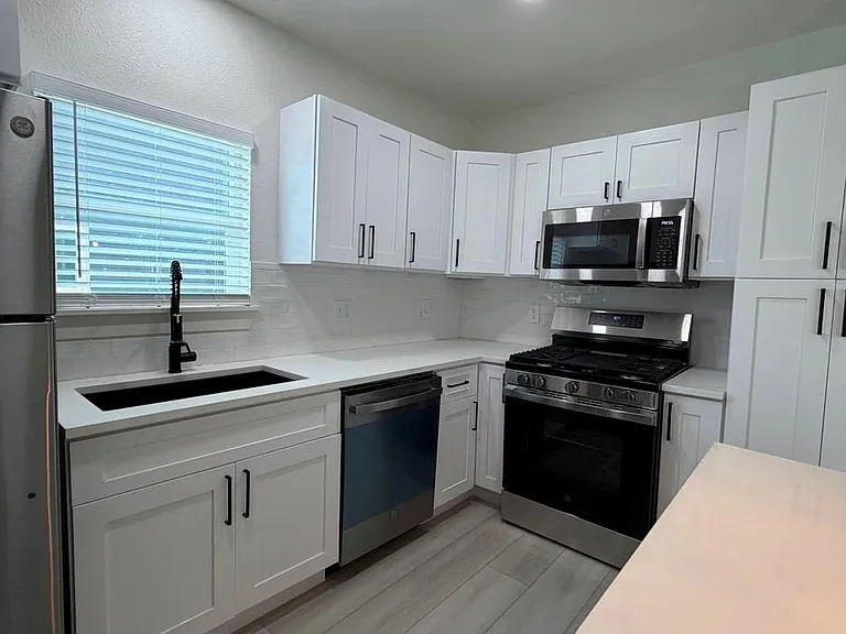 2814 Truxillo St #2 — Photo 21