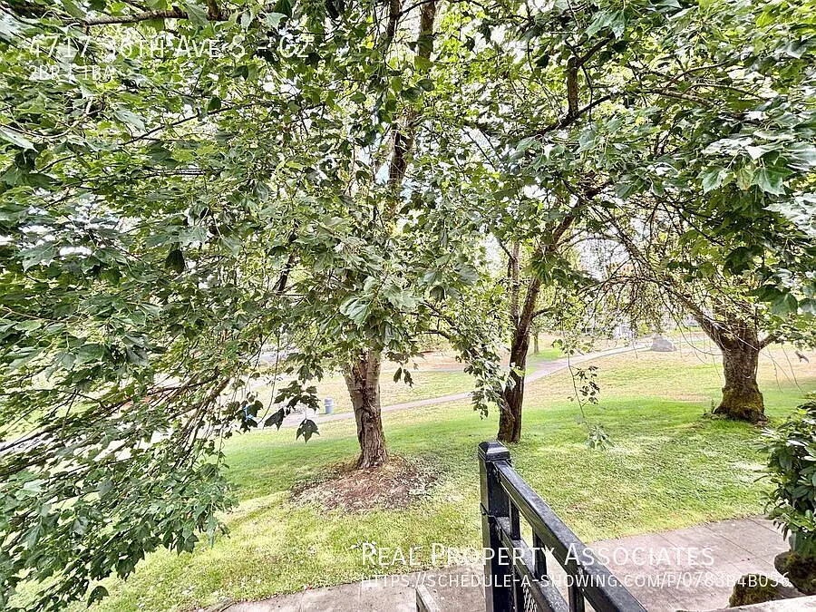 Columbia Park — Photo 2