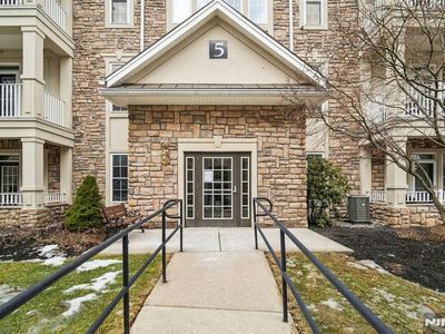 501 Holly Ln #49, Cedar Grove, NJ, 07009